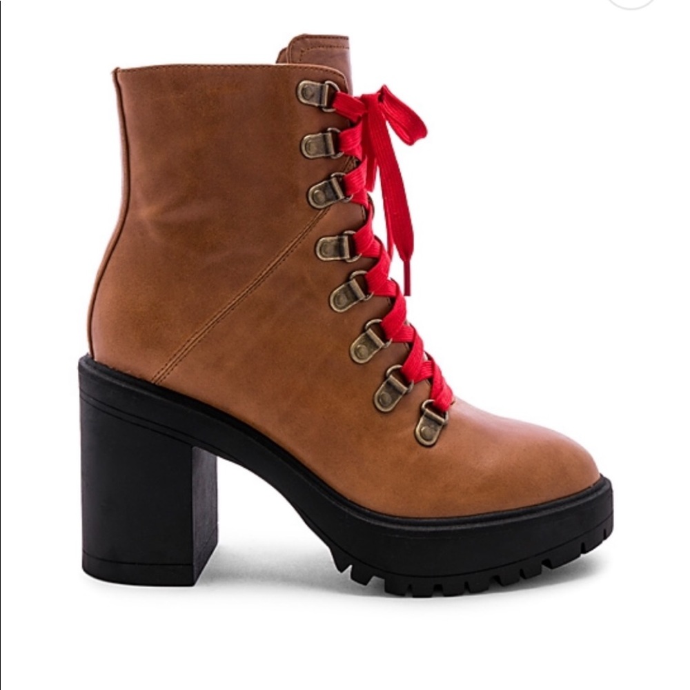 NWOT Steve Madden Booties - Size 10